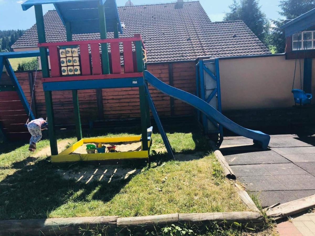 Penzión Kamenec Zakamenne Exterior foto